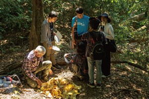 ①祭拜山神土地公。