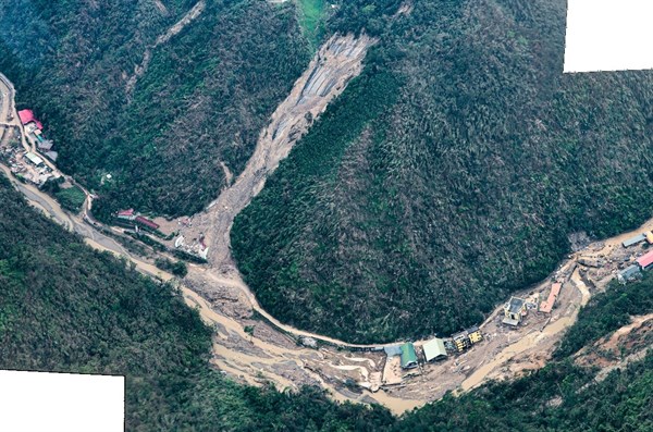 回望，是為了前行