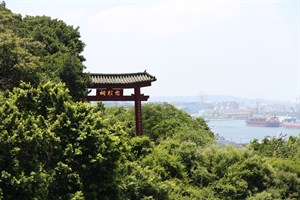 壽山國家自然公園管理處 遠眺忠烈祠