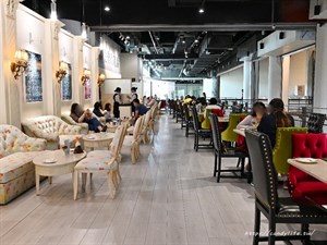 古典玫瑰園座位區