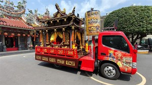 中洲惠濟宮輦宮左側