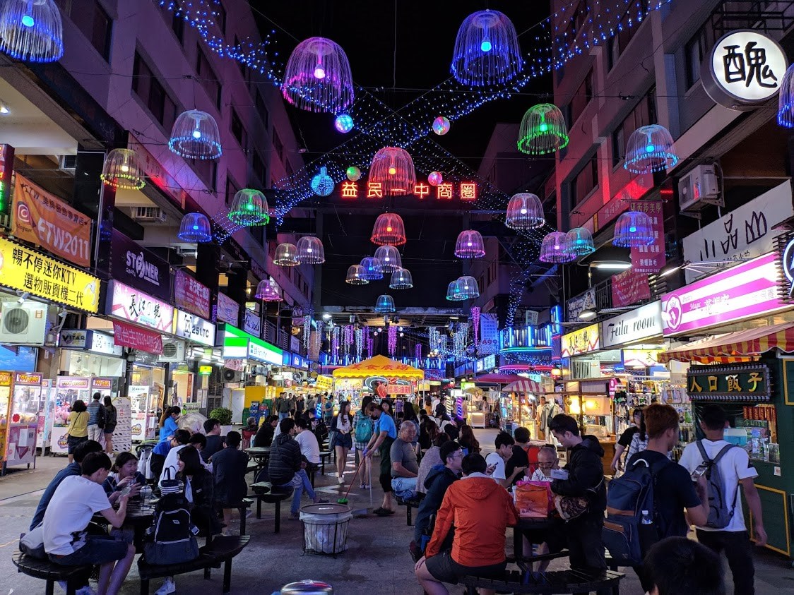 臺中一中的青春軌跡